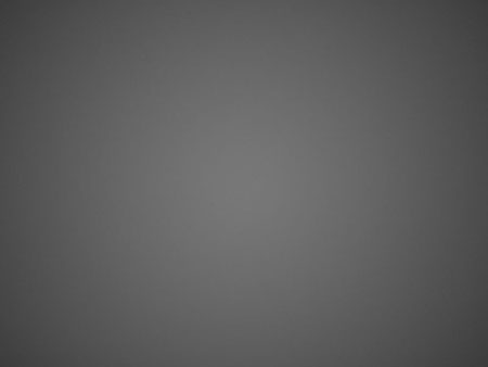 vignetting at 100mm f/2.8