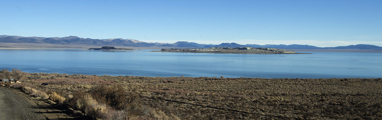 Mono lake and Paoha Island.